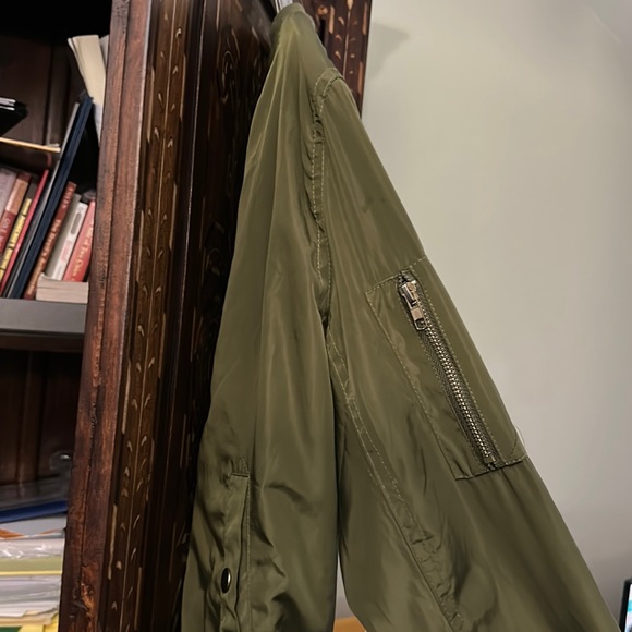 Bomber jacket - Picture 4 of 4